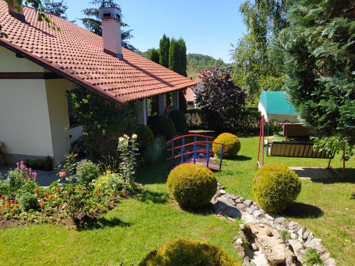 Apartmani Milic Sirogojno Exterior photo