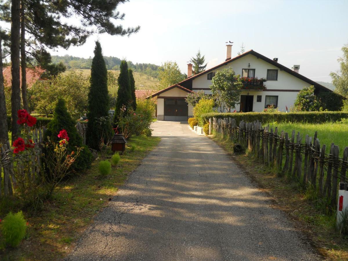 Apartmani Milic Sirogojno Exterior photo