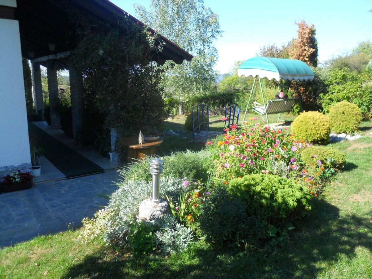 Apartmani Milic Sirogojno Exterior photo