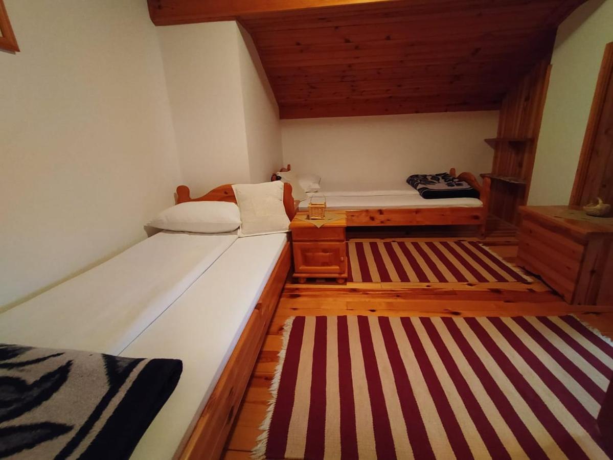 Apartmani Milic Sirogojno Exterior photo