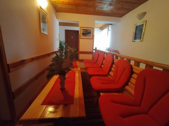 Apartmani Milic Sirogojno Exterior photo